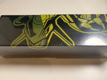 Load image into Gallery viewer, Pokemon TCG Chinese Sword & Shield Celebrations 25th Anniversary (s8a) Rayquaza Collection Box