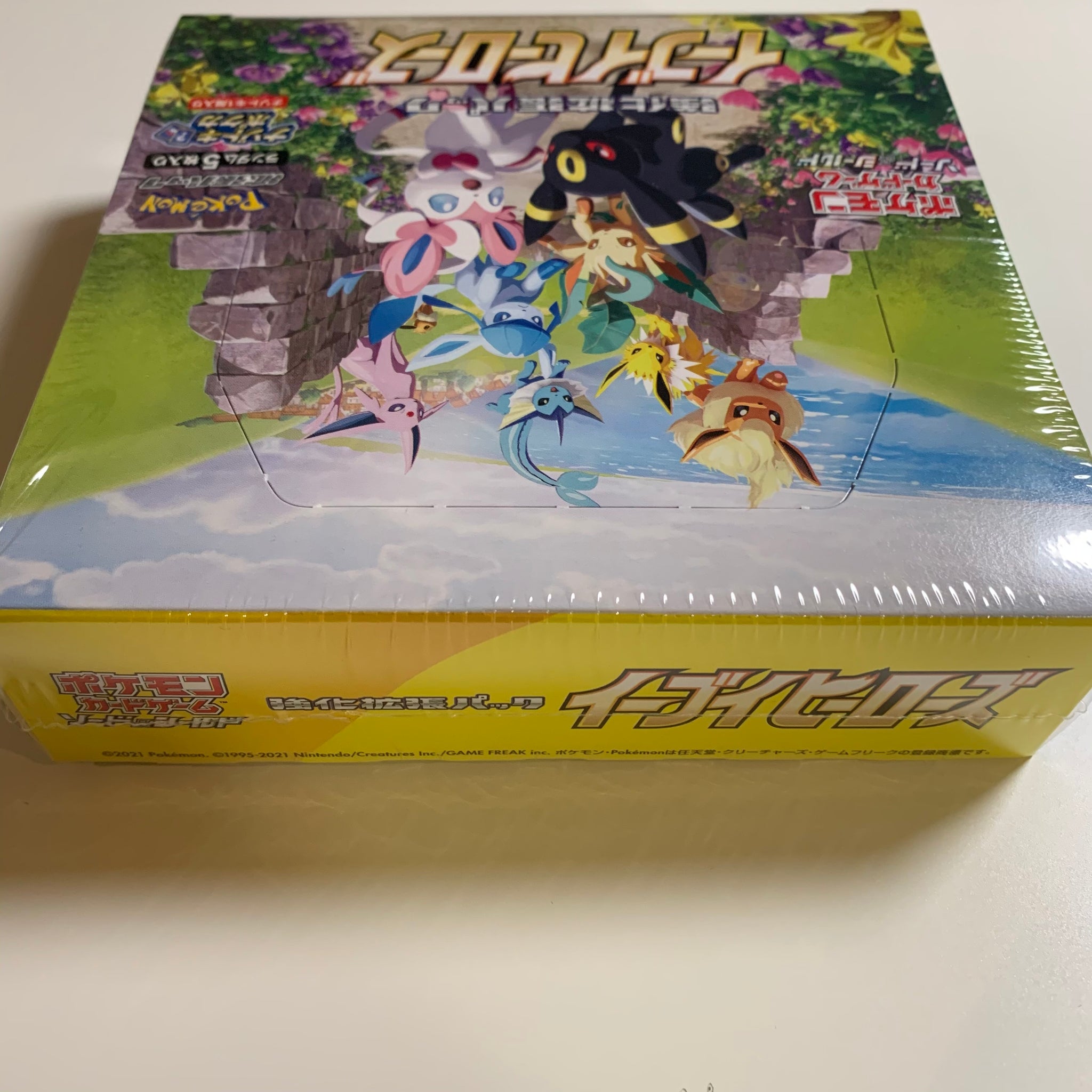 Pokemon TCG Japanese Sword & Shield Eevee Heroes (S6a) Booster Box –  PokeWayne